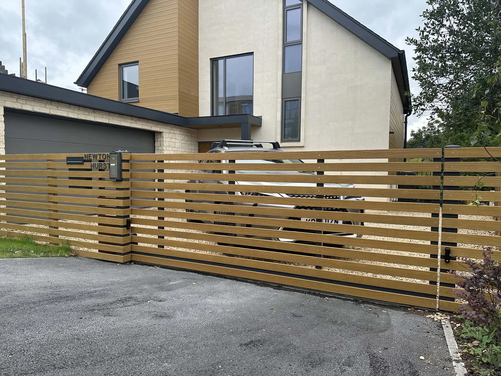 Horizontal wooden panel fence